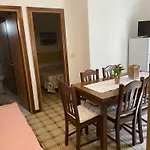 Da Monica -foscolo