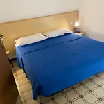 Da Monica -foscolo *