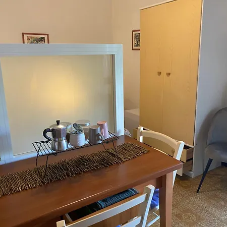 Da Monica -foscolo Appartamento